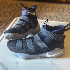 Lebron James Soldier 11 Zoom Navy, Blue, White - Men Size 10 - Nike, Adidas